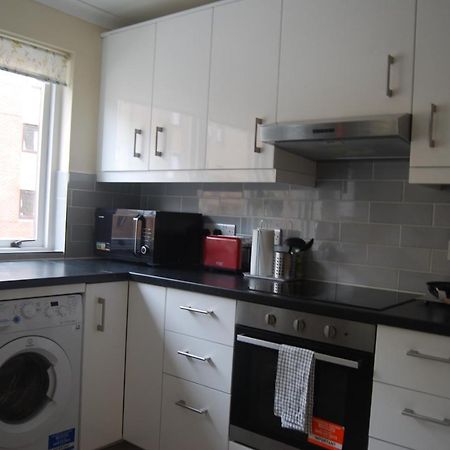 Central 3 Bed Flat Close To University And The Meadows Edimburgo Exterior foto